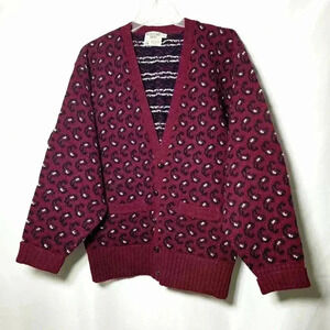 Woodward Shop Vintage Mens Wool Knit Cardigan Scotland Maroon Paisley Medium